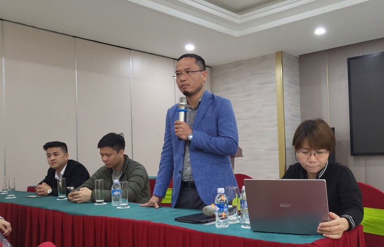 Trung tâm Anh ngữ Apax Hà Tĩnh của Shark Thủy bị phụ huynh đòi lại học phí