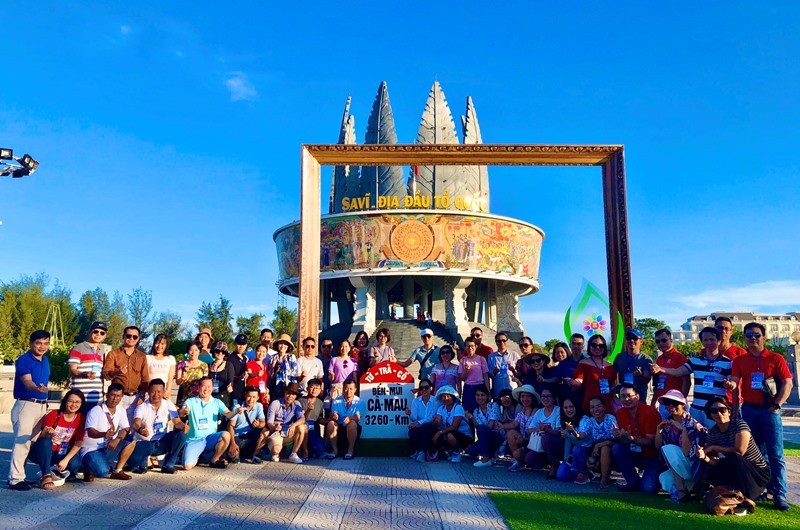 Các doanh nghiệp lữ hành khảo sát du lịch MICE tại Móng Cái Các doanh nghiệp lữ hành khảo sát du lịch MICE tại Móng Cái