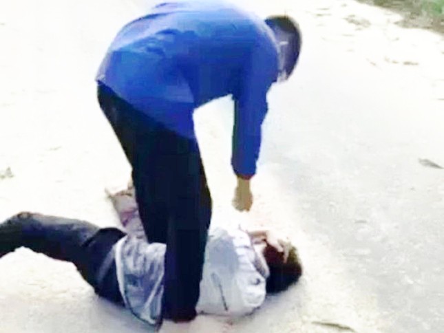 Thừa Thiên Huế: Làm rõ thông tin nam sinh đánh bạn cùng trường