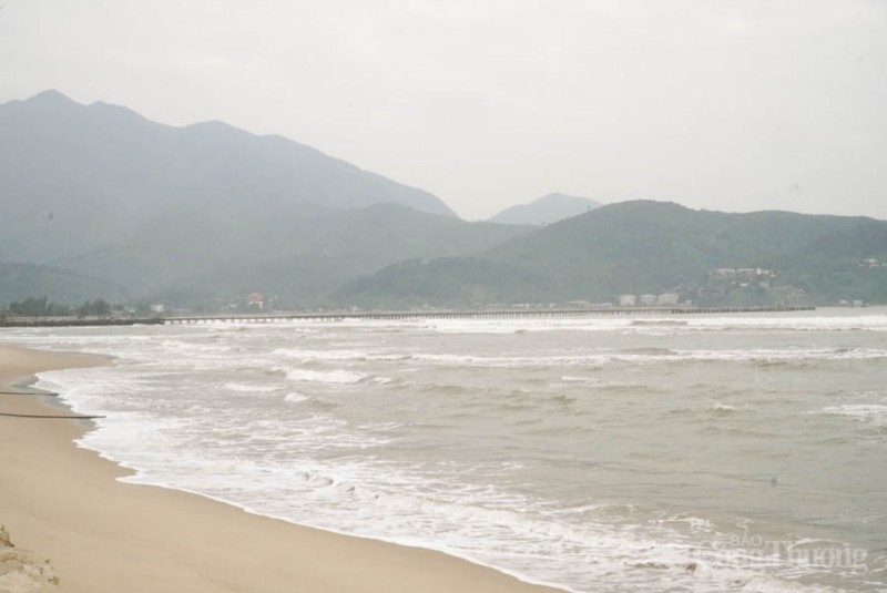 Chủ tịch nước Nguyễn Xuân Phúc dự khởi công dự án Cảng Liên Chiểu, phần cơ sở hạ tầng dùng chung Chủ tịch nước Nguyễn Xuân Phúc dự khởi công dự án Cảng Liên Chiểu, phần cơ sở hạ tầng dùng chung