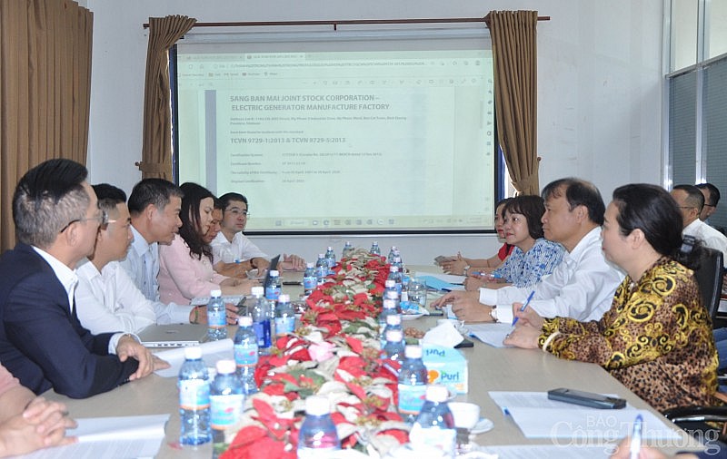 Thứ trưởng Đỗ Thắng Hải kiểm tra Cuộc vận động Người Việt Nam ưu tiên dùng hàng Việt Nam tại Bình Dương