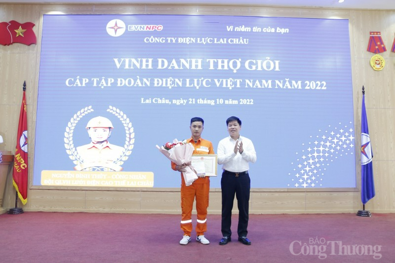 Gương sáng Nguyễn Đình Thủy - Người thợ điện giỏi của vùng cao Lai Châu Gương sáng Nguyễn Đình Thủy - Người thợ điện giỏi của vùng cao Lai Châu