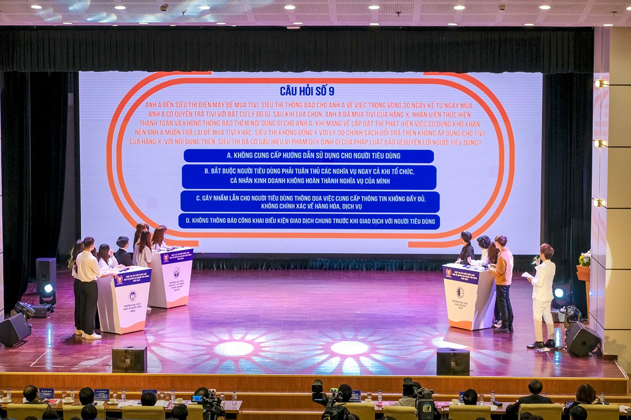 Sinh viên trường Luật Hà Nội đoạt giải nhất cuộc thi Tìm hiểu pháp luật bảo vệ quyền lợi người tiêu dùng