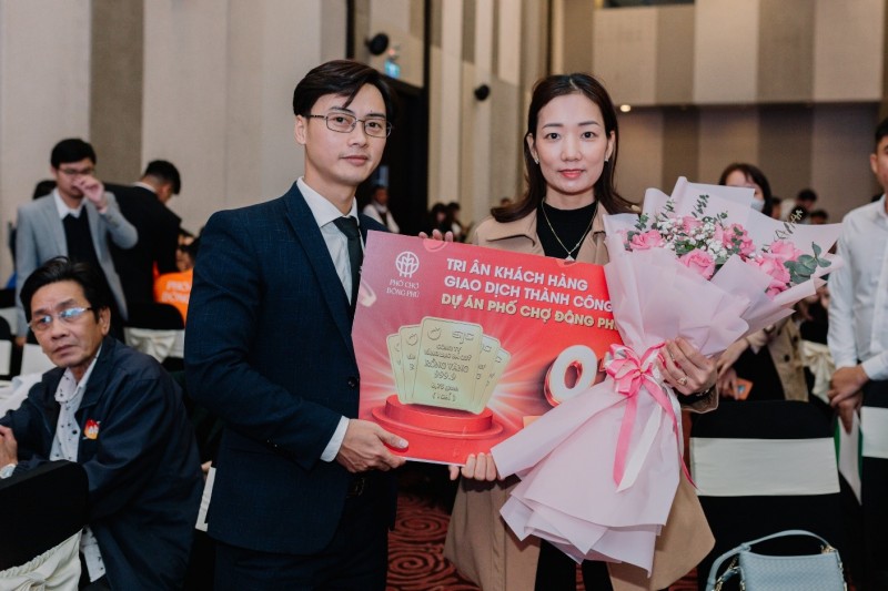 25 chỉ vàng dành tặng đã được trao tận tay quý khách hàng giao dịch thành công