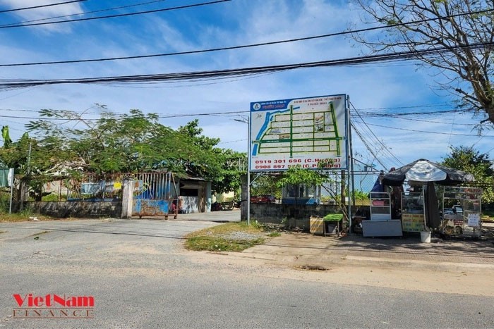 Cận cảnh dự án khu nhà ở cán bộ, công nhân viên dính nhiều sai phạm tại TP. Thủ Đức Cận cảnh dự án khu nhà ở cán bộ, công nhân viên dính nhiều sai phạm tại TP. Thủ Đức