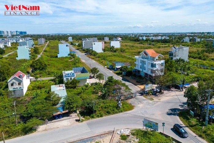 Cận cảnh dự án khu nhà ở cán bộ, công nhân viên dính nhiều sai phạm tại TP. Thủ Đức Cận cảnh dự án khu nhà ở cán bộ, công nhân viên dính nhiều sai phạm tại TP. Thủ Đức