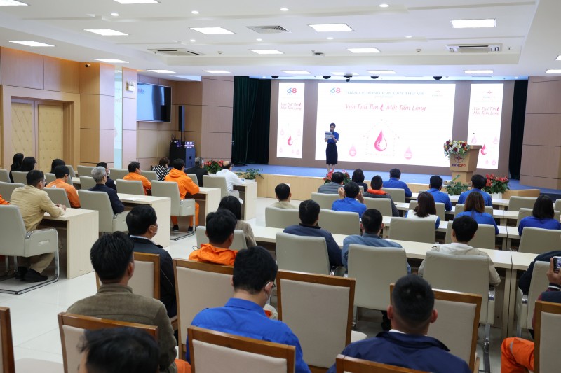Tuần lễ hồng EVN lần thứ VIII tại miền Trung – Tây Nguyên: Hơn 2.200 đơn vị máu được hiến tặng Tuần lễ hồng EVN lần thứ VIII tại miền Trung – Tây Nguyên: Hơn 2.200 đơn vị máu được hiến tặng