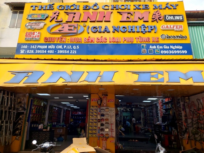 Tổng cục Quản lý thị trường đang kiểm tra Chợ bán phụ tùng xe máy lớn nhất phía Nam