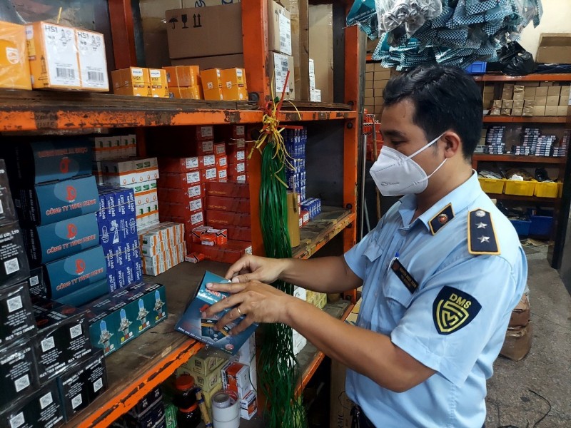 Tổng cục Quản lý thị trường đang kiểm tra Chợ bán phụ tùng xe máy lớn nhất phía Nam