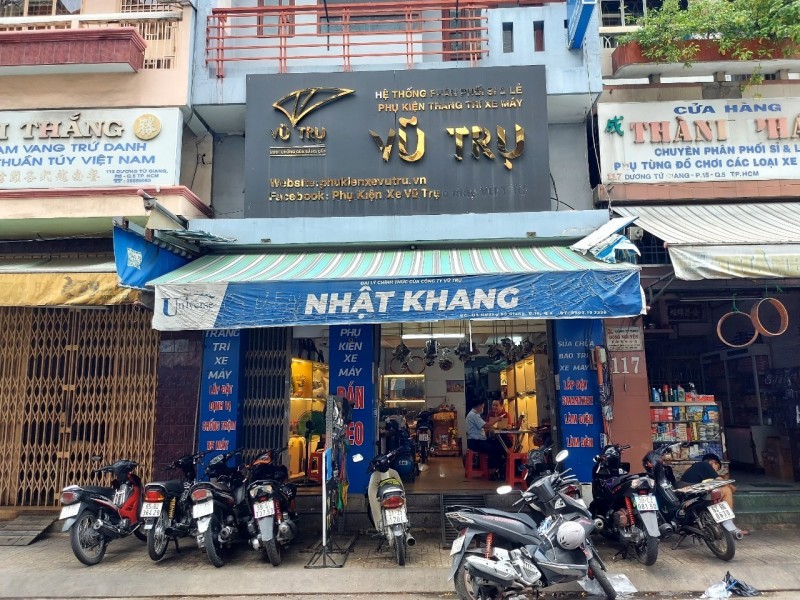 Tổng cục Quản lý thị trường đang kiểm tra Chợ bán phụ tùng xe máy lớn nhất phía Nam