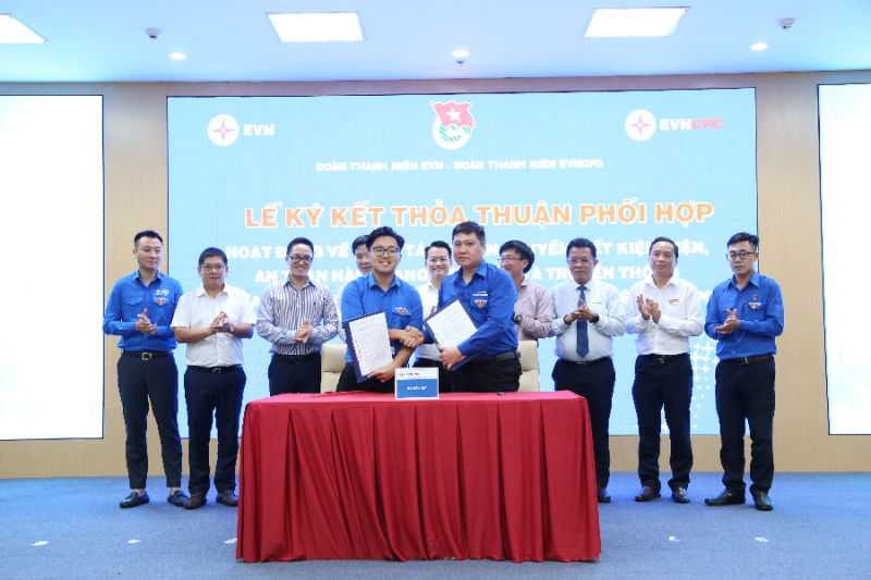 Đoàn thanh niên EVNCPC với tiết kiệm điện, an toàn hành lang lưới điện và truyền thông Đoàn thanh niên EVNCPC với tiết kiệm điện, an toàn hành lang lưới điện và truyền thông