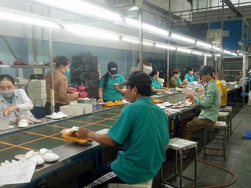 TP. Hồ Chí Minh: Bình quân tiền thưởng Tết 2023 gần 13 triệu đồng/người TP. Hồ Chí Minh: Bình quân tiền thưởng Tết 2023 gần 13 triệu đồng/người