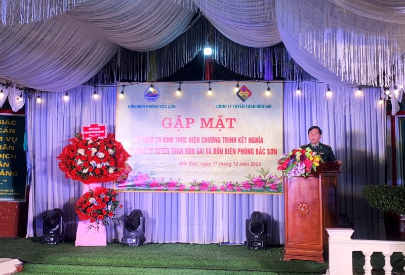 Lãnh đạo Đồn Biên phòng Bắc Sơn phát biểu tại buổi lễ