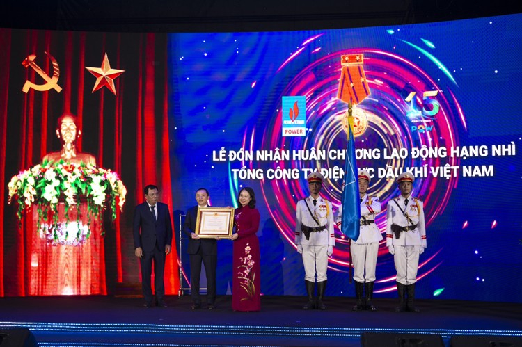 PV Power - Hành trình 15 năm xây dựng thương hiệu hàng đầu trong lĩnh vực điện tại Việt Nam PV Power - Hành trình 15 năm xây dựng thương hiệu hàng đầu trong lĩnh vực điện tại Việt Nam