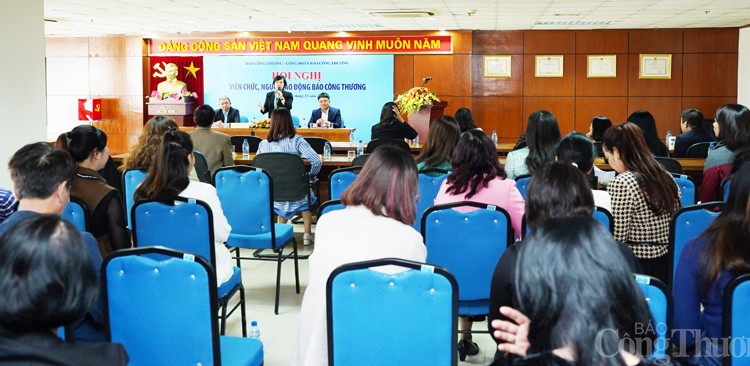 Báo Công Thương tổ chức Hội nghị viên chức, người lao động năm 2022 Báo Công Thương tổ chức Hội nghị viên chức, người lao động năm 2022