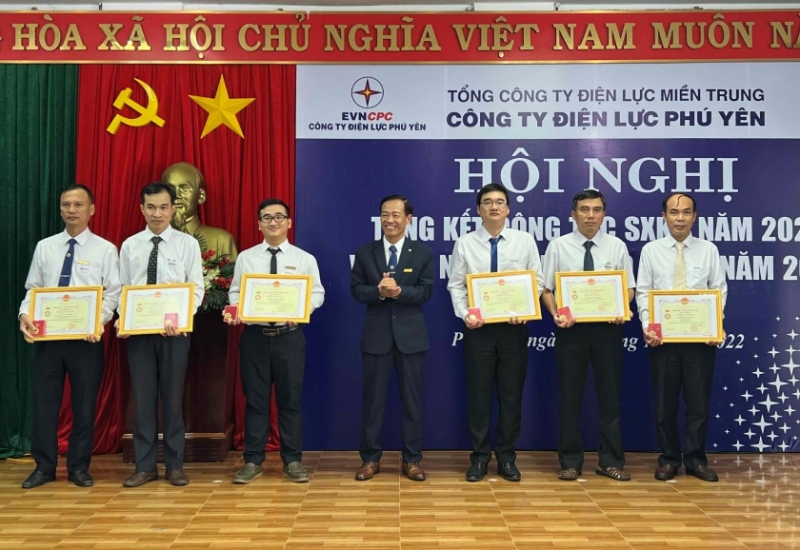 Nhiều đơn vị thuộc EVNCPC hoàn thành xuất sắc nhiệm vụ trong năm 2022 Nhiều đơn vị thuộc EVNCPC hoàn thành xuất sắc nhiệm vụ trong năm 2022