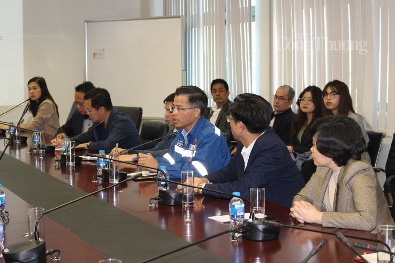 Bộ trưởng Bộ Công Thương Lào thăm quan Nhà máy Lọc hóa dầu Nghi Sơn Thanh Hóa. Bộ trưởng Bộ Công Thương Lào thăm quan Nhà máy Lọc hóa dầu Nghi Sơn Thanh Hóa.