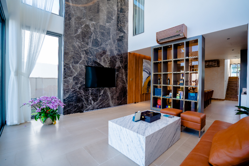 Biệt thự full nội thất Regal Victoria Elizabeth Edition đã có chủ nhân trong ngày ra mắt Biệt thự full nội thất Regal Victoria Elizabeth Edition đã có chủ nhân trong ngày ra mắt