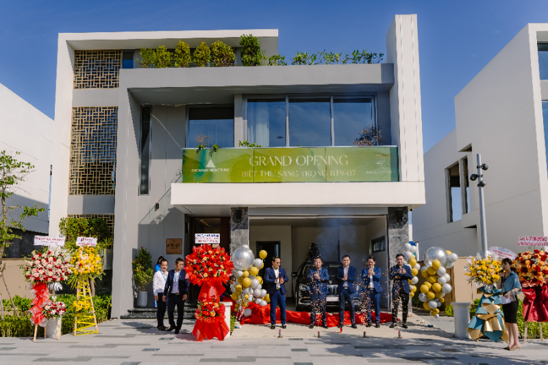 Biệt thự full nội thất Regal Victoria Elizabeth Edition đã có chủ nhân trong ngày ra mắt Biệt thự full nội thất Regal Victoria Elizabeth Edition đã có chủ nhân trong ngày ra mắt