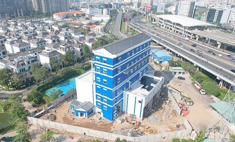 Điện lực TP.Hồ Chí Minh đóng điện vận hành Trạm 220/110kV Tân Cảng và các đường dây đấu nối vào trạm