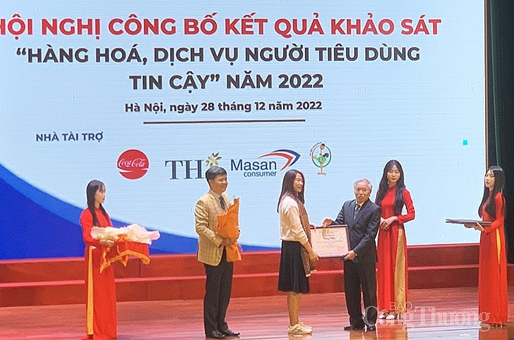 Công bố Chương trình khảo sát ‘Hàng hóa, dịch vụ người tiêu dùng tin cậy’ năm 2022 Công bố Chương trình khảo sát ‘Hàng hóa, dịch vụ người tiêu dùng tin cậy’ năm 2022