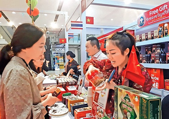 Hàng Việt chinh phục người tiêu dùng Thái Lan Hàng Việt chinh phục người tiêu dùng Thái Lan