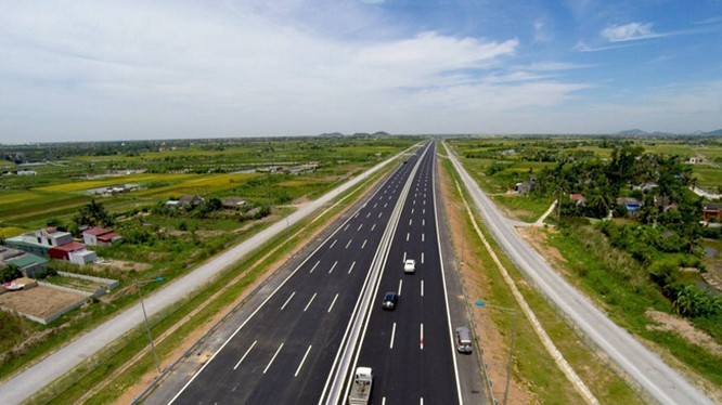 Khởi công toàn bộ 12 dự án cao tốc Bắc - Nam giai đoạn 2 từ ngày 1/1/2023 Khởi công toàn bộ 12 dự án cao tốc Bắc - Nam giai đoạn 2 từ ngày 1/1/2023