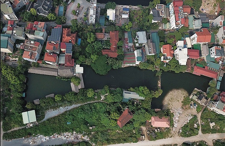 Phát triển đô thị xanh bền vững ở Hà Nội: Bài 1: Báo động tình trạng “lá phổi xanh”bị bức tử Phát triển đô thị xanh bền vững ở Hà Nội: Bài 1: Báo động tình trạng “lá phổi xanh”bị bức tử