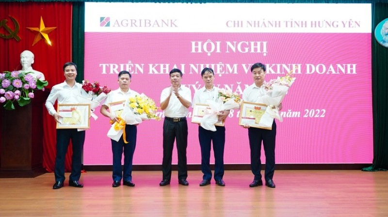 Agribank Hưng Yên – Không ngừng nâng cao chất lượng phục vụ