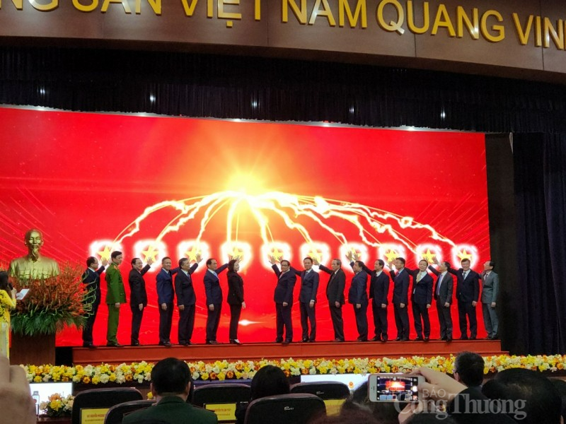 Thủ tướng Phạm Minh Chính: Cải cách hành chính lấy người dân, doanh nghiệp là chủ thể Thủ tướng Phạm Minh Chính: Cải cách hành chính lấy người dân, doanh nghiệp là chủ thể