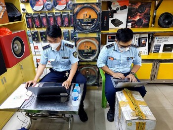 Nâng cao công tác thanh, kiểm tra, xử lý vi phạm trong thương mại điện tử