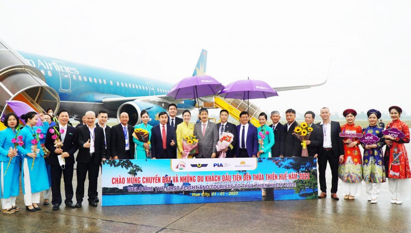 Thừa Thiên Huế: 185 du khách “xông đất” cho ngành du lịch năm 2023