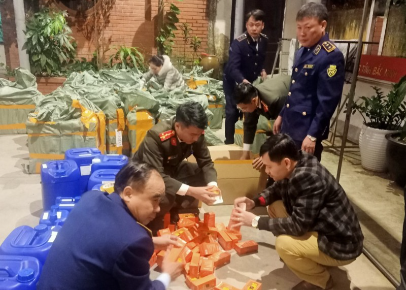 Ban Chỉ đạo 389 quốc gia: Xử lý 139.758 vụ việc vi phạm về buôn lậu, gian lận thương mại Ban Chỉ đạo 389 quốc gia: Xử lý 139.758 vụ việc vi phạm về buôn lậu, gian lận thương mại