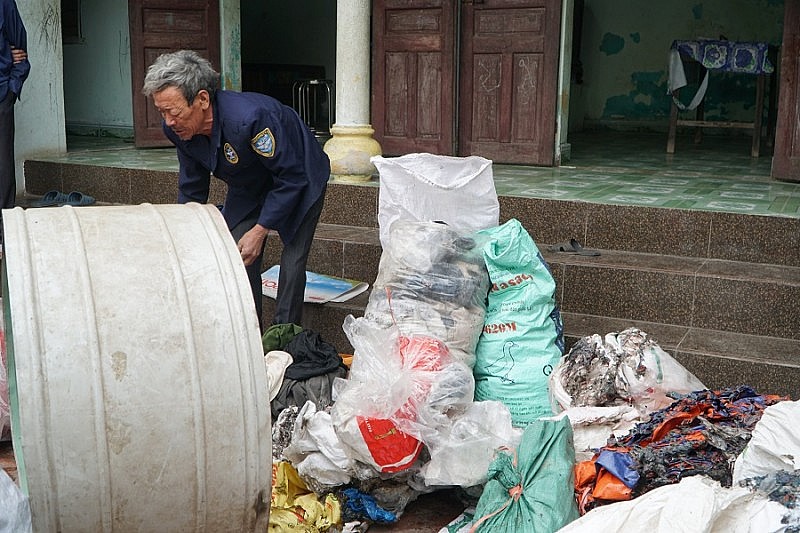 Thanh Hóa: Đang làm rõ nguyên nhân dẫn đến nhiều vụ cháy bất thường của một gia đình Thanh Hóa: Đang làm rõ nguyên nhân dẫn đến nhiều vụ cháy bất thường của một gia đình