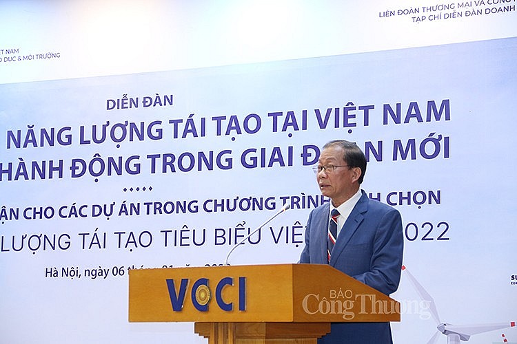 ông Hoàng Quang Phòng - Phó Chủ tịch Liên đoàn Thương mại và Công nghiệp Việt Nam phát biểu khai mạc Diễn đàn ông Hoàng Quang Phòng - Phó Chủ tịch Liên đoàn Thương mại và Công nghiệp Việt Nam phát biểu khai mạc Diễn đàn
