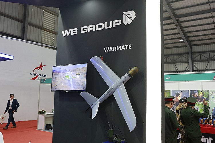Một mẫu UAV quân sự lưỡng dụng cỡ nhỏ của Tập đoàn WB Group mang tới Triển lãm Quốc phòng quốc tế Việt Nam 2022. Một mẫu UAV quân sự lưỡng dụng cỡ nhỏ của Tập đoàn WB Group mang tới Triển lãm Quốc phòng quốc tế Việt Nam 2022.