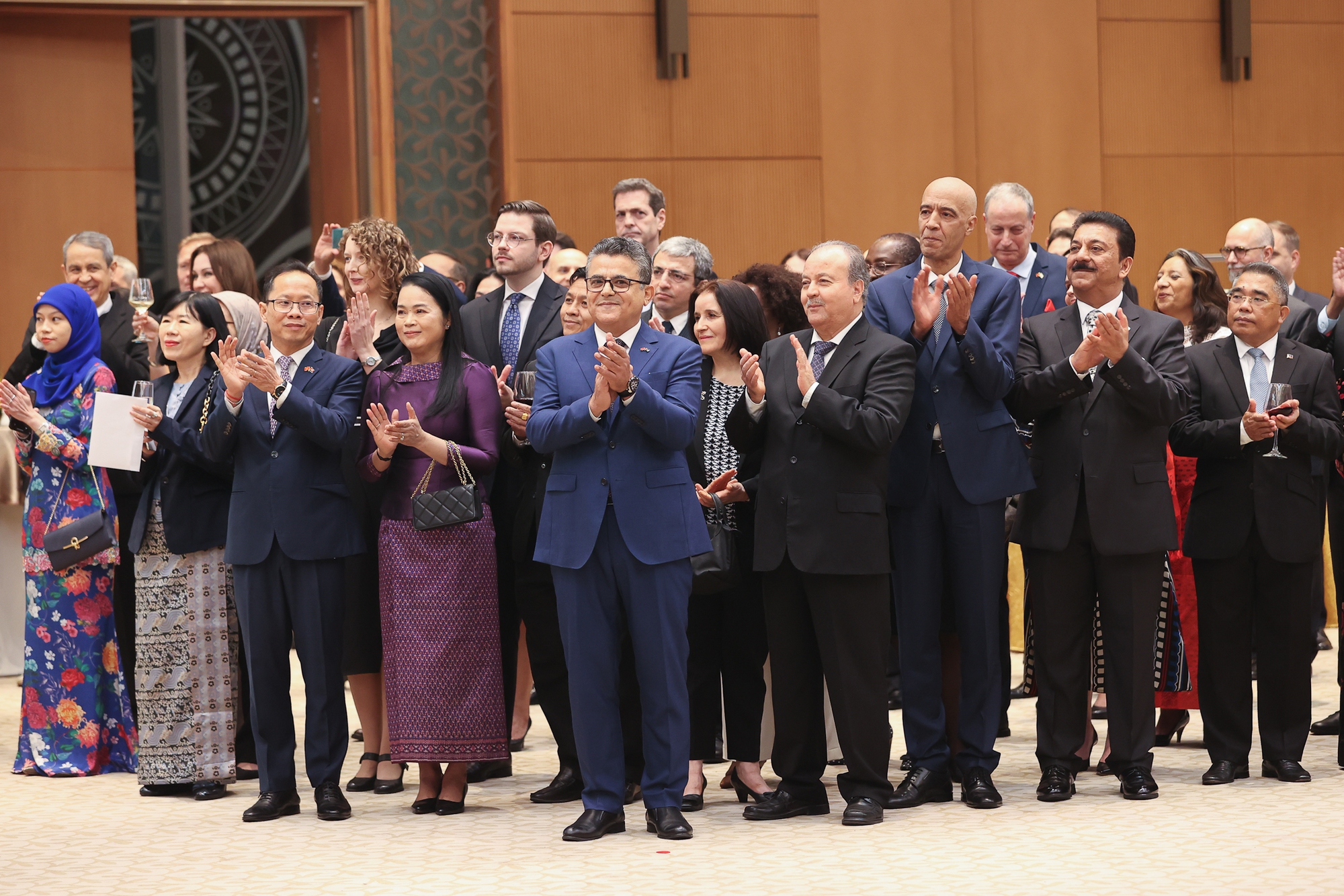 Nêu cao tinh thần đoàn kết quốc tế với tinh thần 'tất cả cùng thắng' - Ảnh 6. Nêu cao tinh thần đoàn kết quốc tế với tinh thần 'tất cả cùng thắng' - Ảnh 6.