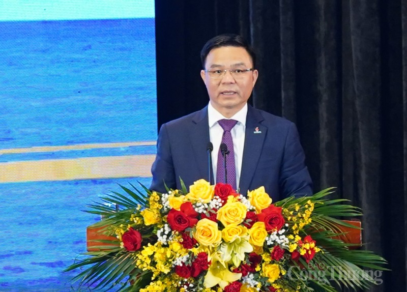 Thủ tướng Phạm Minh Chính dự Hội nghị tổng kết năm 2022 của Tập đoàn Dầu khí Việt Nam Thủ tướng Phạm Minh Chính dự Hội nghị tổng kết năm 2022 của Tập đoàn Dầu khí Việt Nam