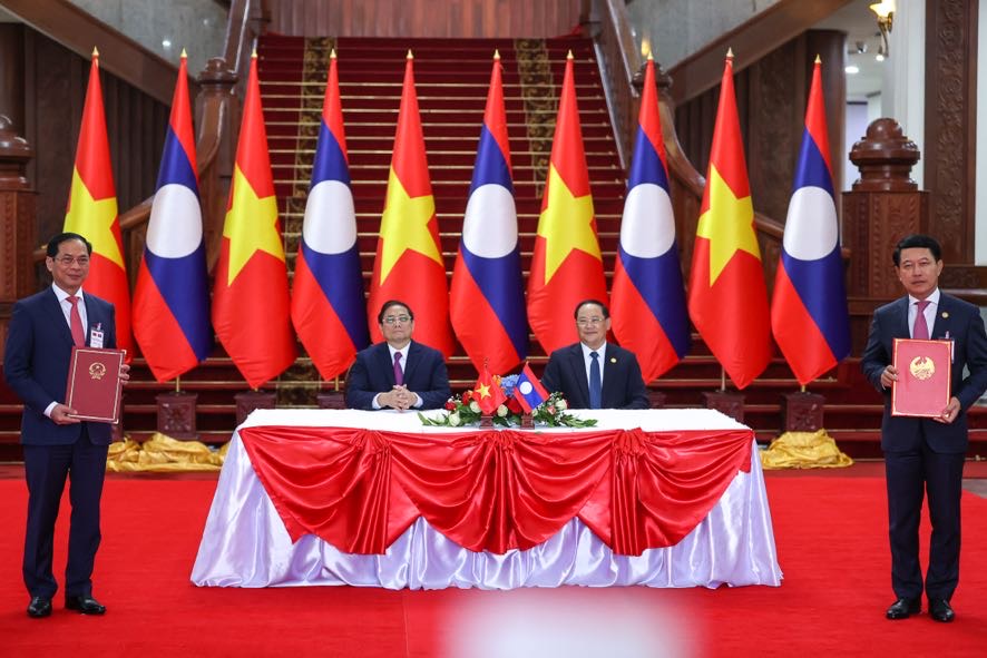 Dành ưu tiên cao nhất cho việc củng cố, vun đắp qua hệ Việt Nam-Lào - Ảnh 4. Dành ưu tiên cao nhất cho việc củng cố, vun đắp qua hệ Việt Nam-Lào - Ảnh 4.
