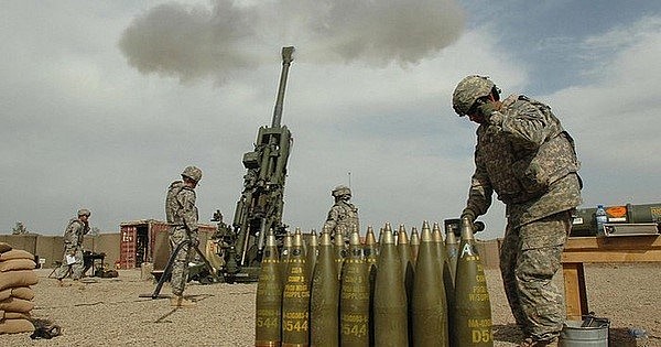 Mỹ và châu Âu đã cung cấp cho Ukraine hàng trăm lựu pháo 155 mm. Mỹ và châu Âu đã cung cấp cho Ukraine hàng trăm lựu pháo 155 mm.