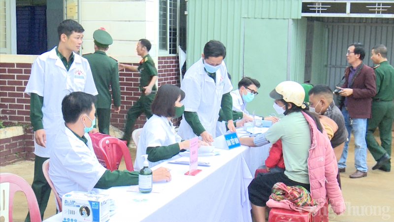 Mang Xuân ấm đến nơi biên giới tỉnh Đắk Nông Mang Xuân ấm đến nơi biên giới tỉnh Đắk Nông