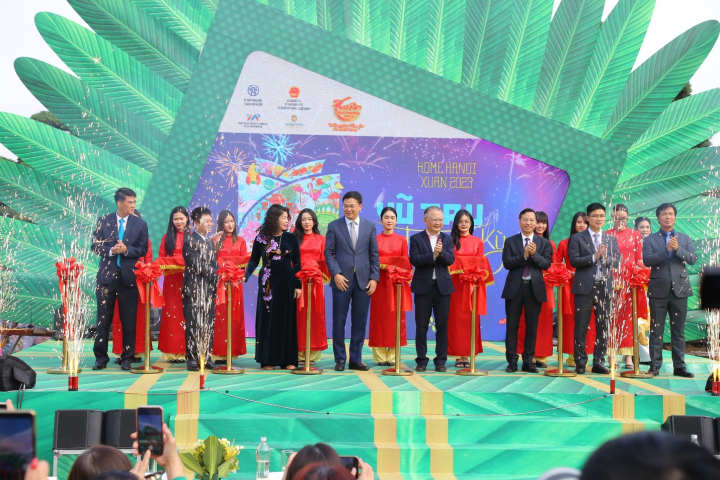 Trải nghiệm tết đặc sắc tại Hội chợ Happy Tết 2023