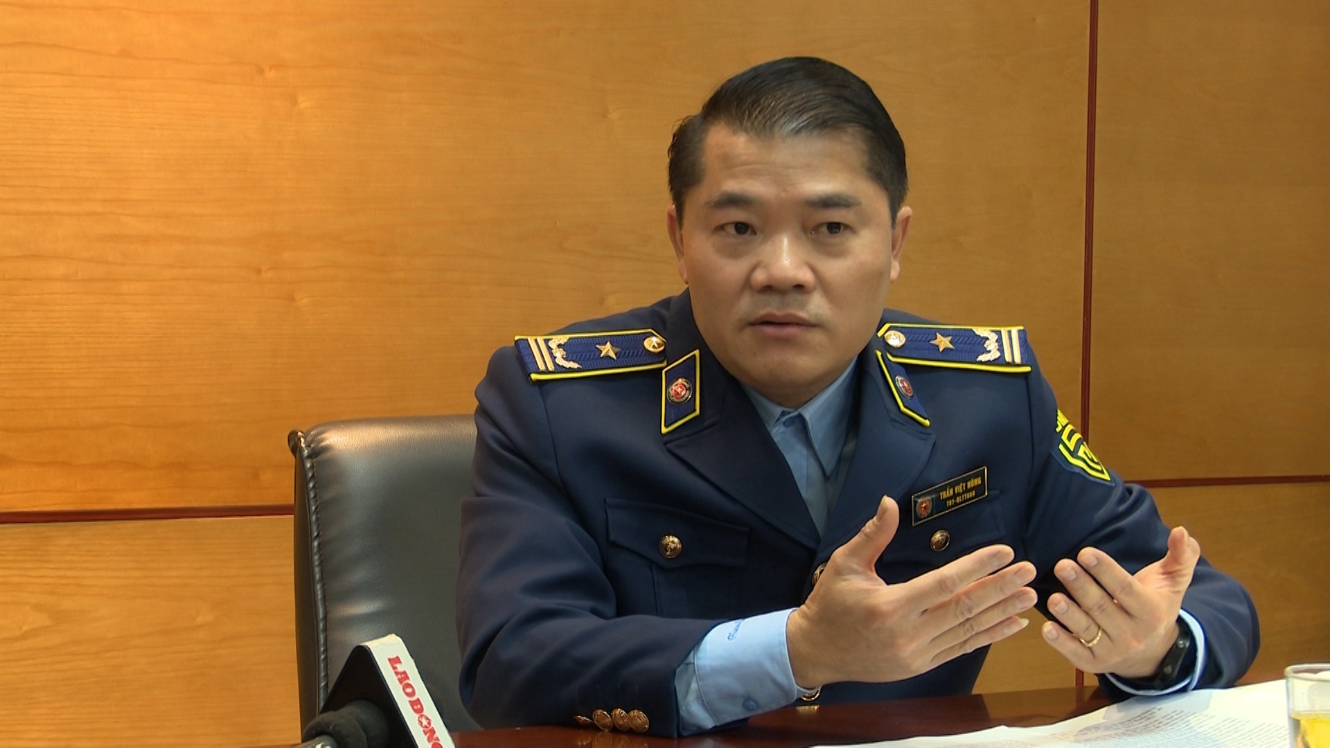 Ông Trần Việt Hùng - Phó Cục trưởng Cục Quản lý Thị trường Hà Nội. Ảnh: P.V