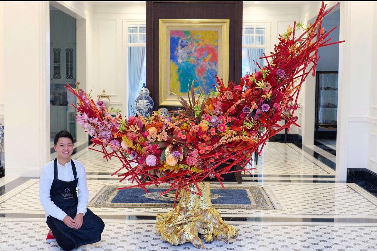 Longform | Nhà thiết kế hoa Hà Minh Khôi: Hành trình xây dựng giấc mơ hoa Longform | Nhà thiết kế hoa Hà Minh Khôi: Hành trình xây dựng giấc mơ hoa
