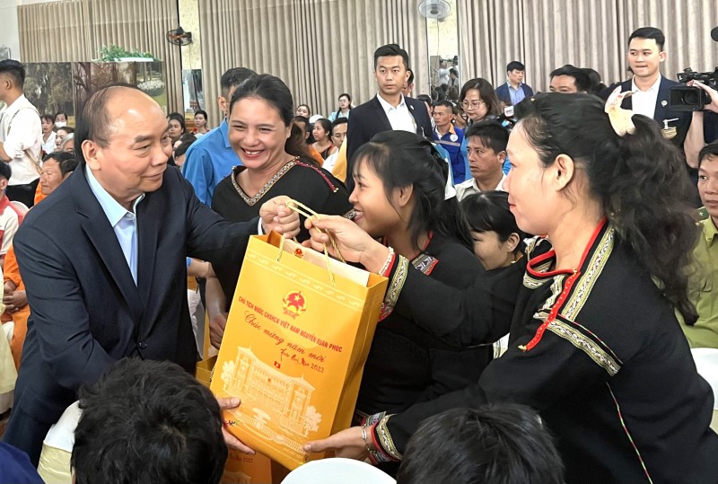 Trưởng Ban Nội chính Trung ương Phan Đình Trạc thăm và làm việc tại Đắk Nông Trưởng Ban Nội chính Trung ương Phan Đình Trạc thăm và làm việc tại Đắk Nông