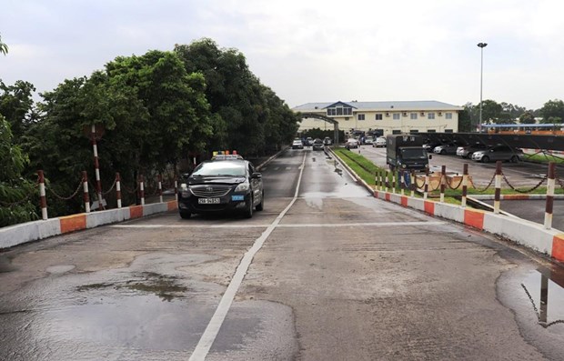 Bo Tai chinh de xuat tang muc phi thi sat hach lai xe may, oto hinh anh 1