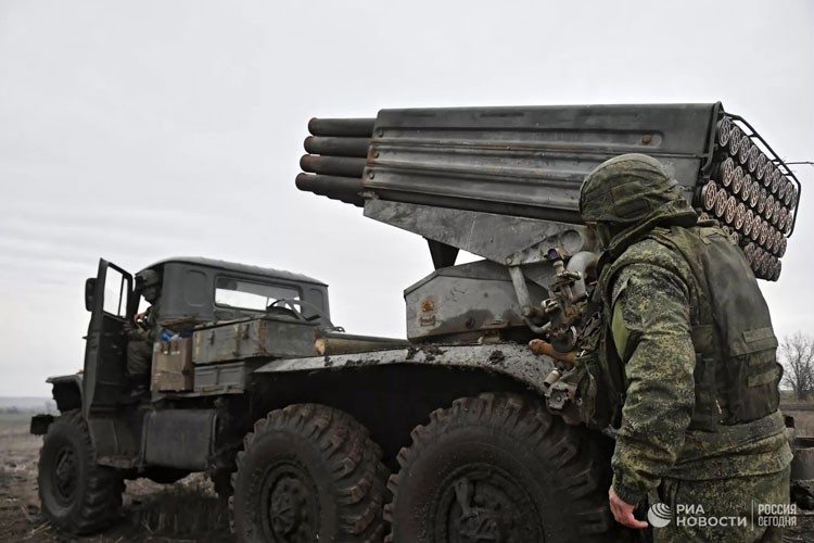 Chiến sự Nga - Ukraine 16/1: Ông Putin đánh giá tích cực về diễn biến chiến trường ở Ukraine