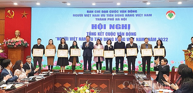 Đưa hàng Việt đến với người tiêu dùng Đưa hàng Việt đến với người tiêu dùng