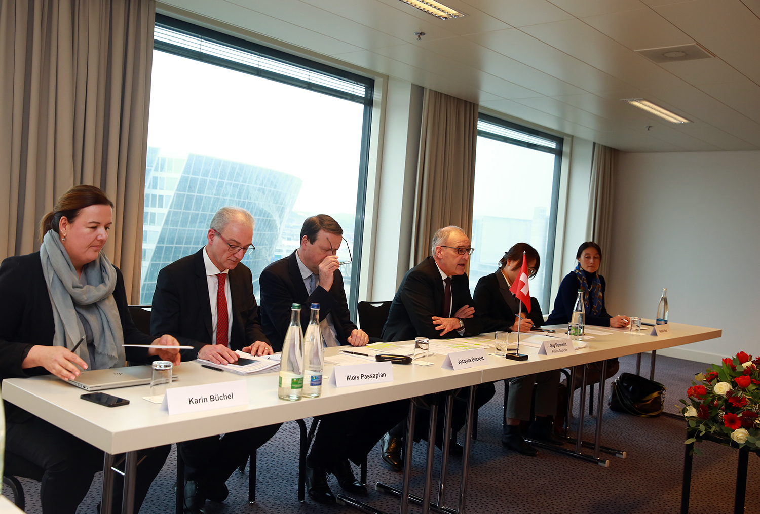 Thụy Sĩ cam kết hỗ trợ Việt Nam chuyển đổi sang nền kinh tế tuần hoàn - Ảnh 3. Thụy Sĩ cam kết hỗ trợ Việt Nam chuyển đổi sang nền kinh tế tuần hoàn - Ảnh 3.