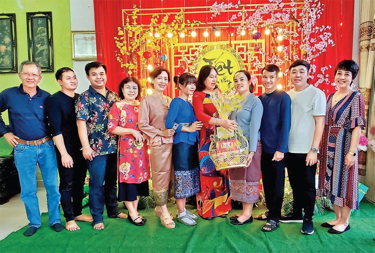 Sinh viên Lào đón Tết cùng người Đà Nẵng